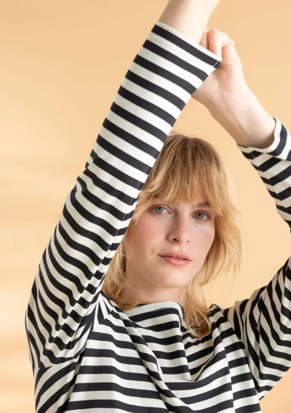 Basic-Streifenshirt aus Bio-Baumwolle - Image 2