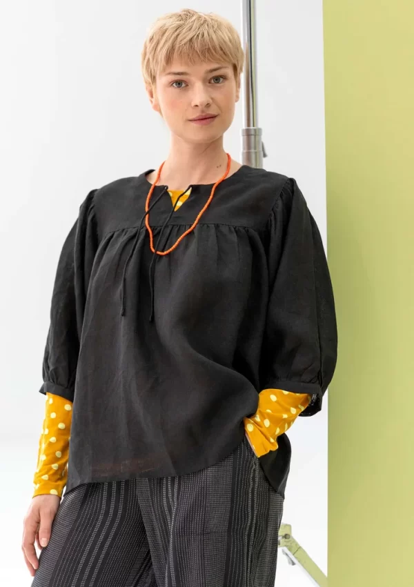 Bluse „Vera“ aus Leinengewebe