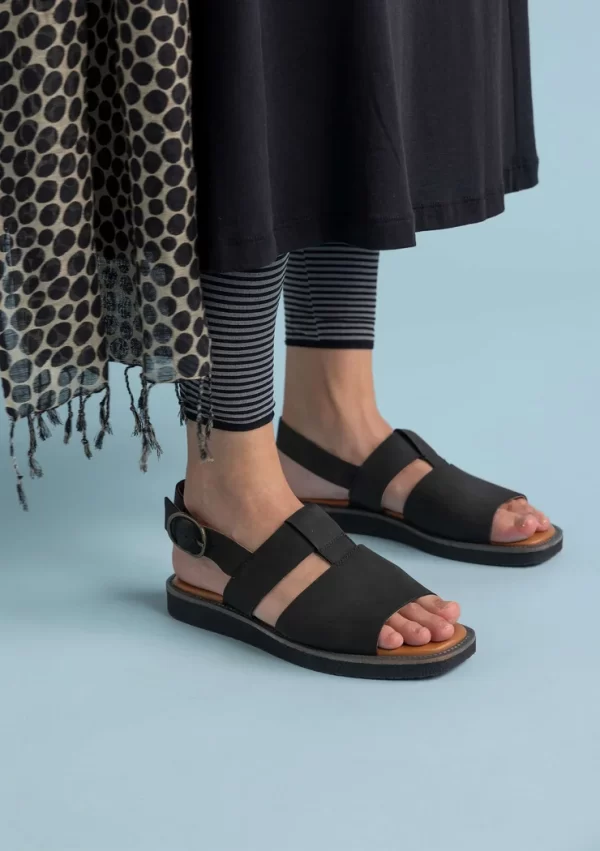 Sandalen aus Nubukleder