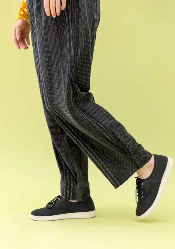 Hose „Thea“ aus Bio-Baumwolldobby