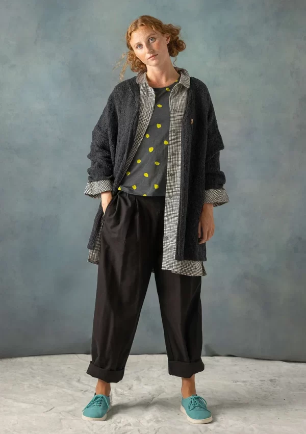 Strickjacke „Thessaloniki“ aus Recycling-Wollgemisch - Image 2